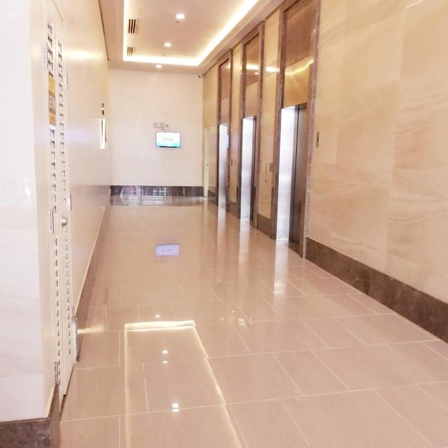 Manhattan Plaza Tower 1 Quezon City Exterior photo