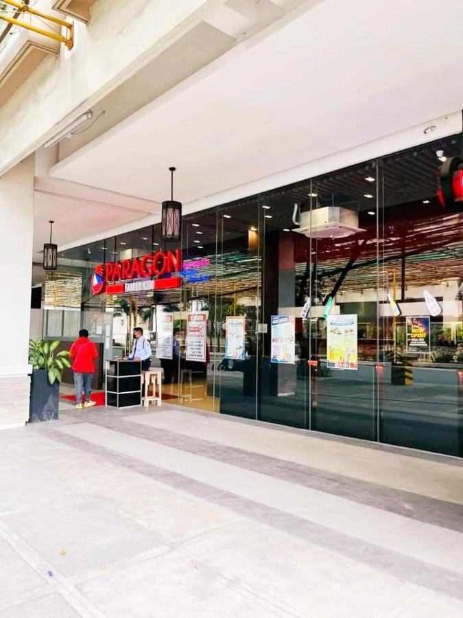 Manhattan Plaza Tower 1 Quezon City Exterior photo